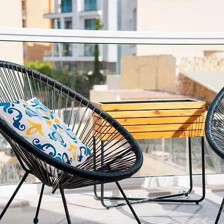 Apartment Luxury Living In A In St Julian's