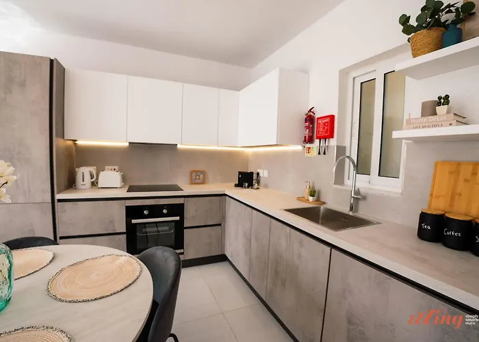 Luxury Living In A 아파트